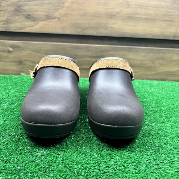 Crocs Signature Cobbler Clogs Brown Slip On Heels Dual Comfort Shoes Women's 7 - Picture 9 of 16
